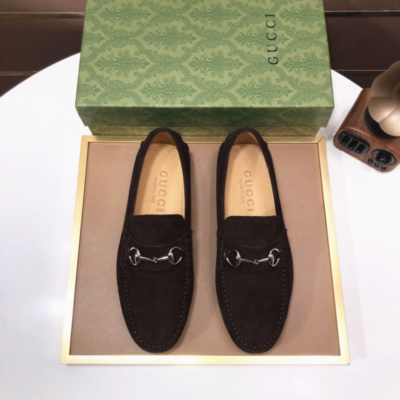 G*u*i leather shoes